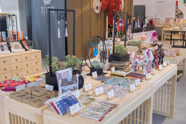 法門文創中心開啟藝術新篇章，千余款文創產品引領工藝新風尚